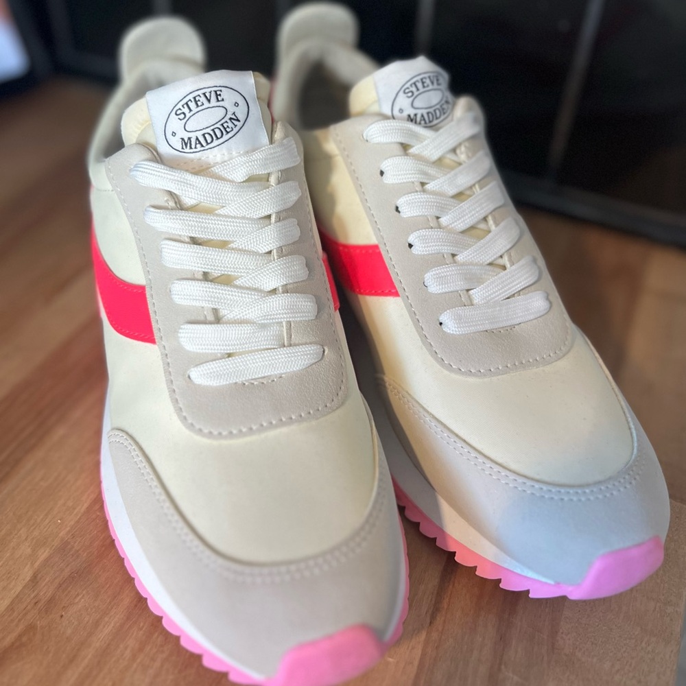 Steve Madden Women's Beige and Hot Pink Sneakers